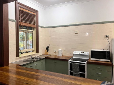 Arakoon House 4 - Bring Your Own Linen - St Kilda Accommodation 1
