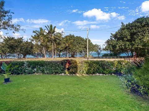 Arcadia Beach Unit 1 - St Kilda Accommodation 2