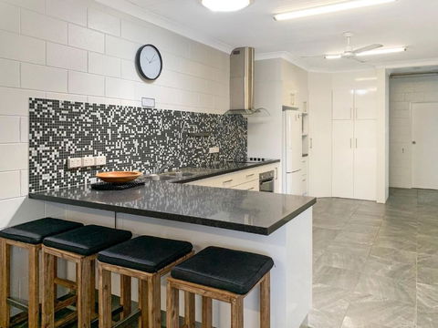 Arcadia Beach Unit 3 - St Kilda Accommodation 4