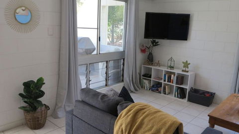 Arcadia Beach Unit 4 - St Kilda Accommodation 2