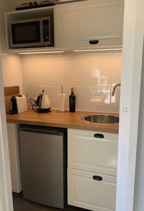 Aroha Studio - St Kilda Accommodation 3