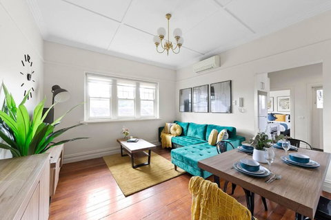 Art Deco Hideaway - St Kilda - St Kilda Accommodation 0
