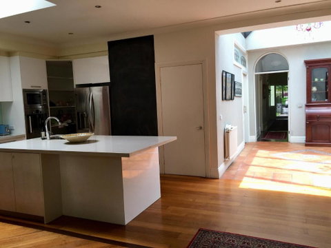 Art House On The Park - St Kilda Accommodation 3