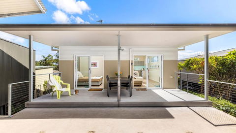 Art House Shoal Bay - St Kilda Accommodation 2