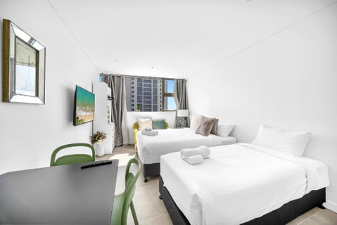Arthur Hotel Bondi Junction No Reception And House Keeping No Sofa Bed - St Kilda Accommodation 1