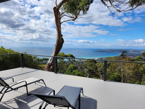 Arthurs Holiday Villa - St Kilda Accommodation 0