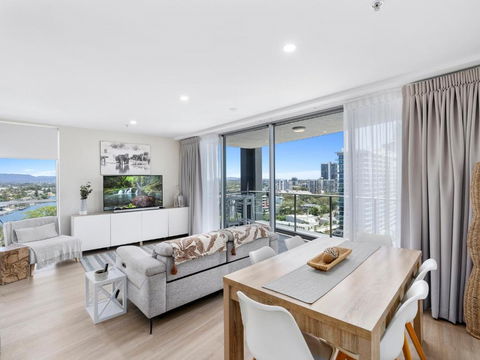 Artique - Hosted By Coastal Letting - St Kilda Accommodation 3