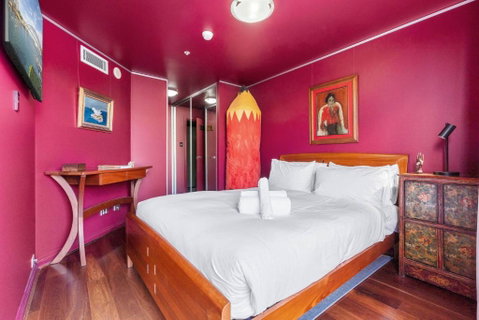 Artsy Boho Den In Iconic Fingerwharf Woolloomoolo - St Kilda Accommodation 4