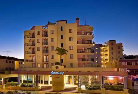 Asiatic Suite At Nautilus Mooloolaba - St Kilda Accommodation 3