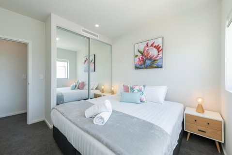 Astra Apartments Newcastle Beach - St Kilda Accommodation 2