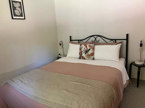 Auburn Hideaway - St Kilda Accommodation 4