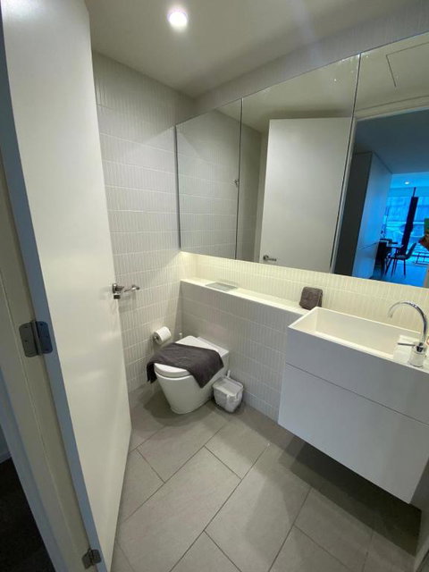 Australia 108 Luxury - Sleeps 5 - St Kilda Accommodation 1