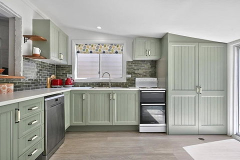 Autumn Leaf Cottage - Heritage Charm, Close To CBD - St Kilda Accommodation 1