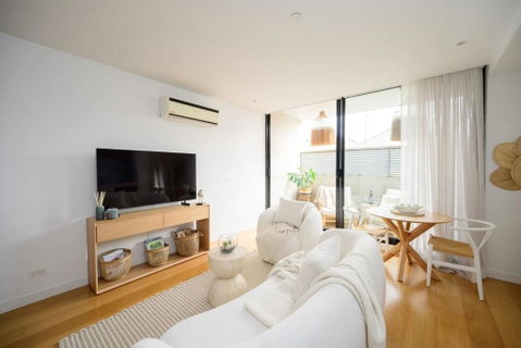 Ava, 100m To Beach - St Kilda Accommodation 1