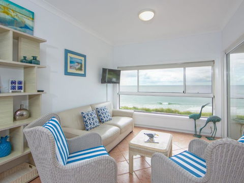Avalon 1 - St Kilda Accommodation 0