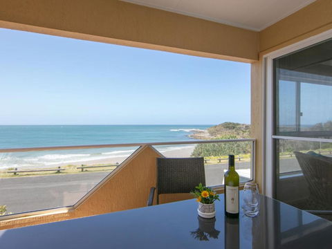 Avalon 2 - St Kilda Accommodation 4