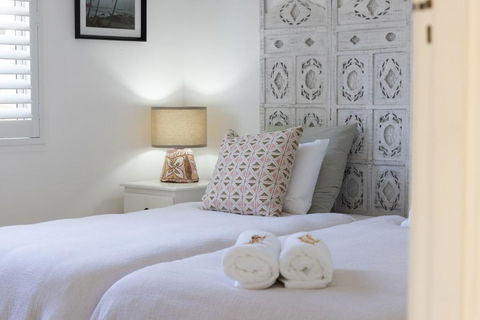 Avalon Beach Cottage, Private, 150m To The Beach! - St Kilda Accommodation 4