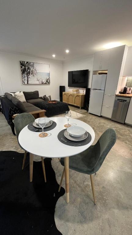 Avalon Beach Guesthouse - St Kilda Accommodation 2