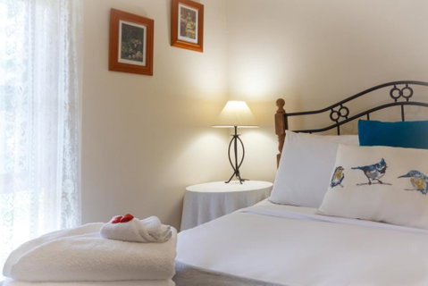 Aveley - Daylesford - St Kilda Accommodation 2
