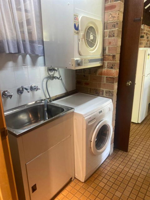 Avoca Beach Hotel - St Kilda Accommodation 1