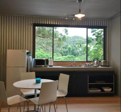 Avoca Beach And Bush - St Kilda Accommodation 2