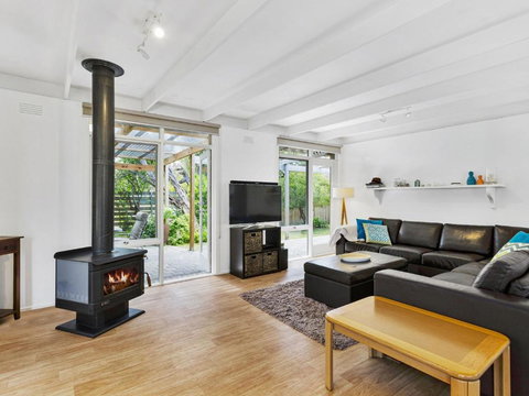 Avonlea Sorrento Holiday House - St Kilda Accommodation 1