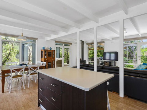 Avonlea Sorrento Holiday House - St Kilda Accommodation 3