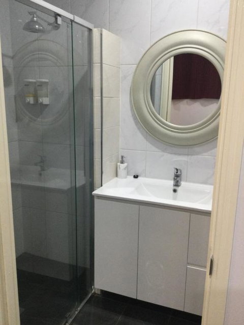 Ayrline Motel - St Kilda Accommodation 2