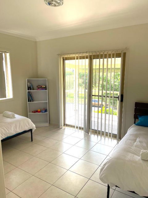Azalea Grove - Family Or Friends Getaway - St Kilda Accommodation 4