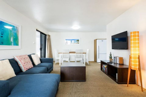 Apartment 2 - St Kilda Accommodation 1