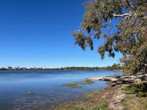 Avondale Heights By Tiny Away - St Kilda Accommodation 1