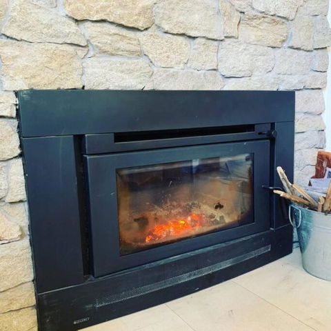 Apollo Bay Oceanview Mountain Retreat, Pet Friendly, EV Station, Fireplace - St Kilda Accommodation 4