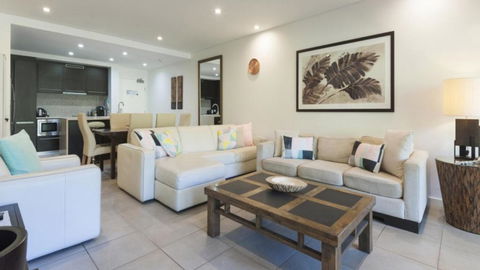 AZURE 125 Port Douglas - St Kilda Accommodation 4