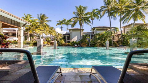 AZURE 187 Port Douglas - St Kilda Accommodation 0