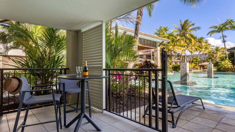 AZURE 187 Port Douglas - St Kilda Accommodation 2