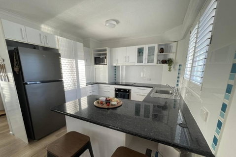 Atlantis Unit 1 - St Kilda Accommodation 4