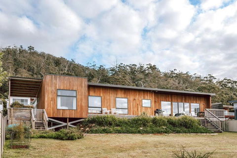 B E A C H H O U S E X I V - St Kilda Accommodation 1