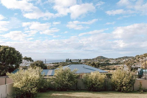 B E A C H H O U S E X I V - St Kilda Accommodation 3