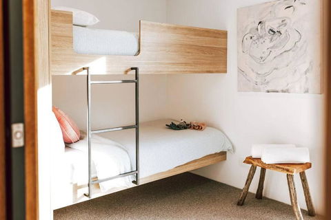 B E R T I E - Central Bicheno - St Kilda Accommodation 2