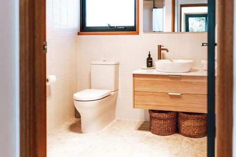 B E R T I E - Central Bicheno - St Kilda Accommodation 4