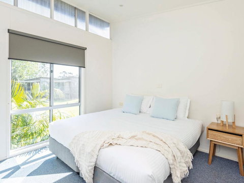 Barlings Beach Holiday Park - St Kilda Accommodation 1