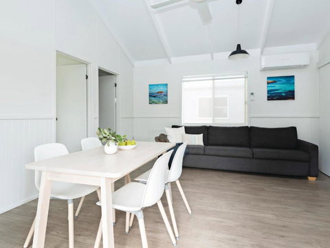 Barlings Beach Holiday Park - St Kilda Accommodation 4