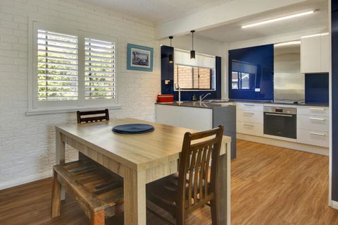 Azure Beach - St Kilda Accommodation 1