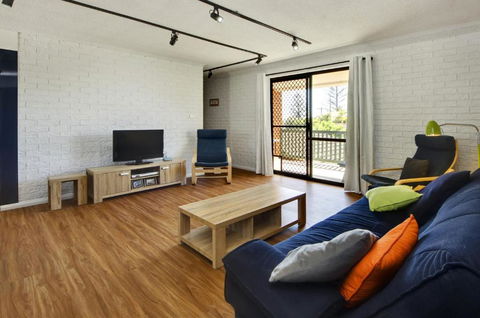 Azure Beach - St Kilda Accommodation 0