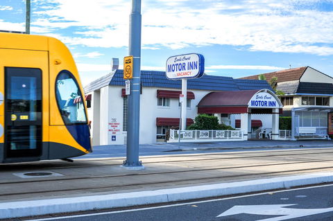 Southport Motel & Apartments - St Kilda Accommodation 1