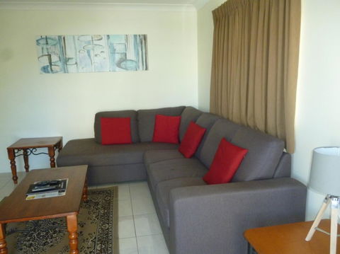 Le Lavandou Holiday Apartments - St Kilda Accommodation 26