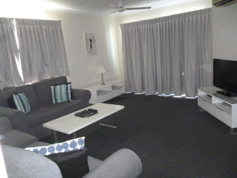 Le Lavandou Holiday Apartments - St Kilda Accommodation 20