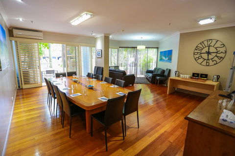 Bel Air On Broadbeach - Official - St Kilda Accommodation 8