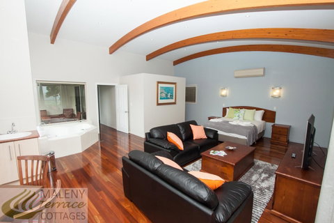 Maleny Terrace Cottages - St Kilda Accommodation 22