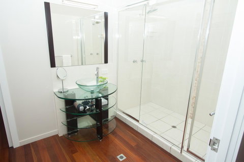Maleny Terrace Cottages - St Kilda Accommodation 3